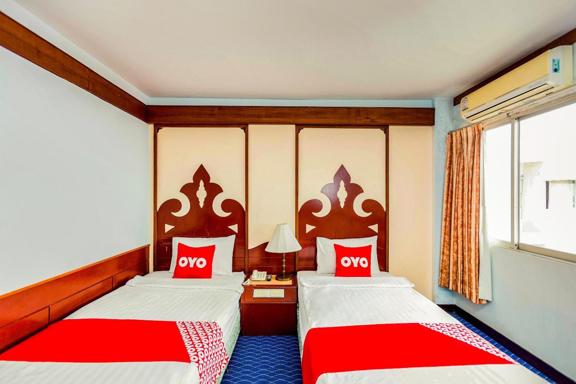Oyo 441 Grand Thara Hotel Surat Thani Exteriér fotografie