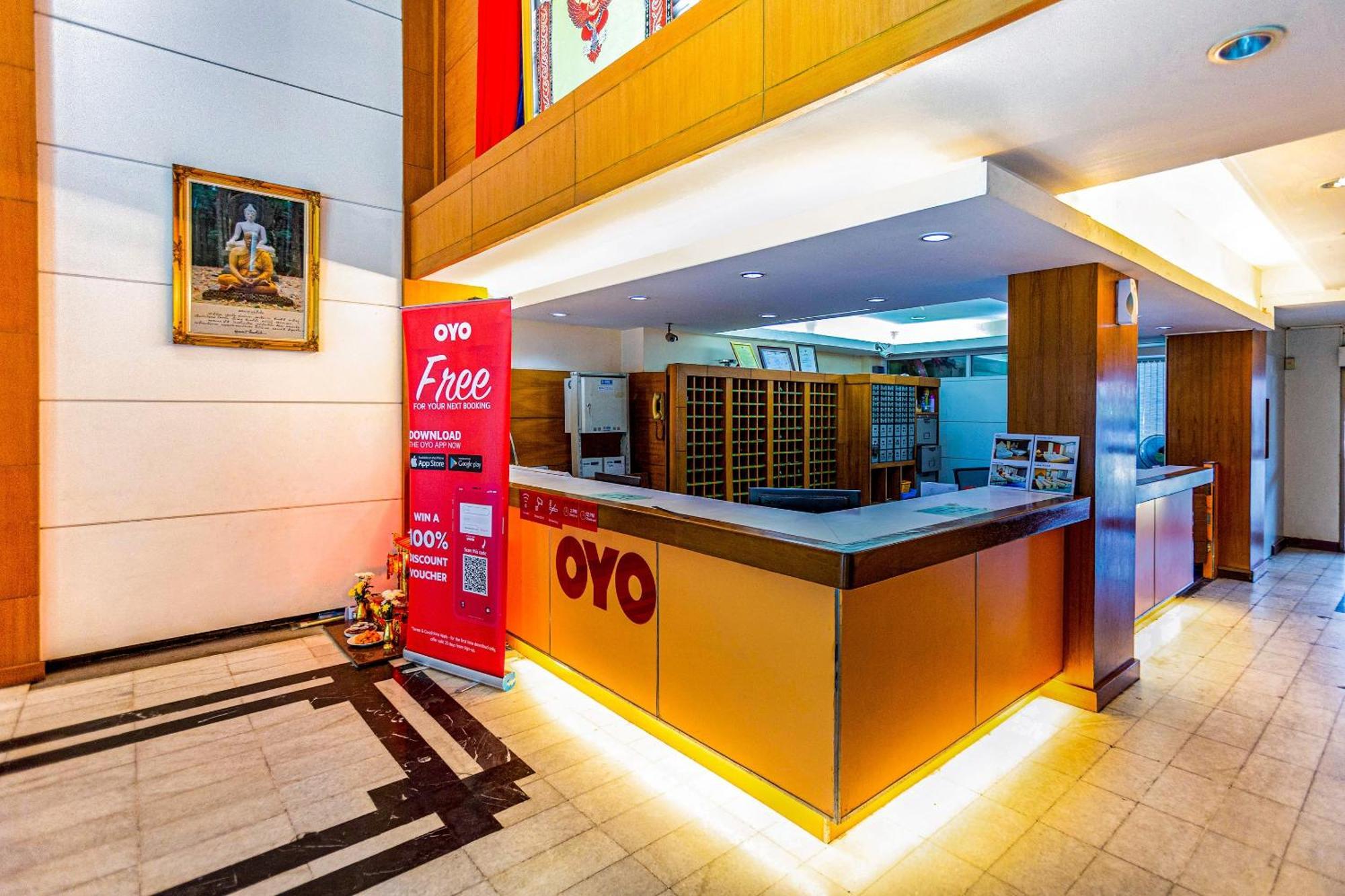 Oyo 441 Grand Thara Hotel Surat Thani Exteriér fotografie