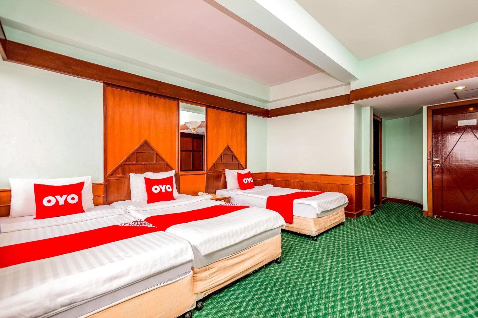 Oyo 441 Grand Thara Hotel Surat Thani Exteriér fotografie