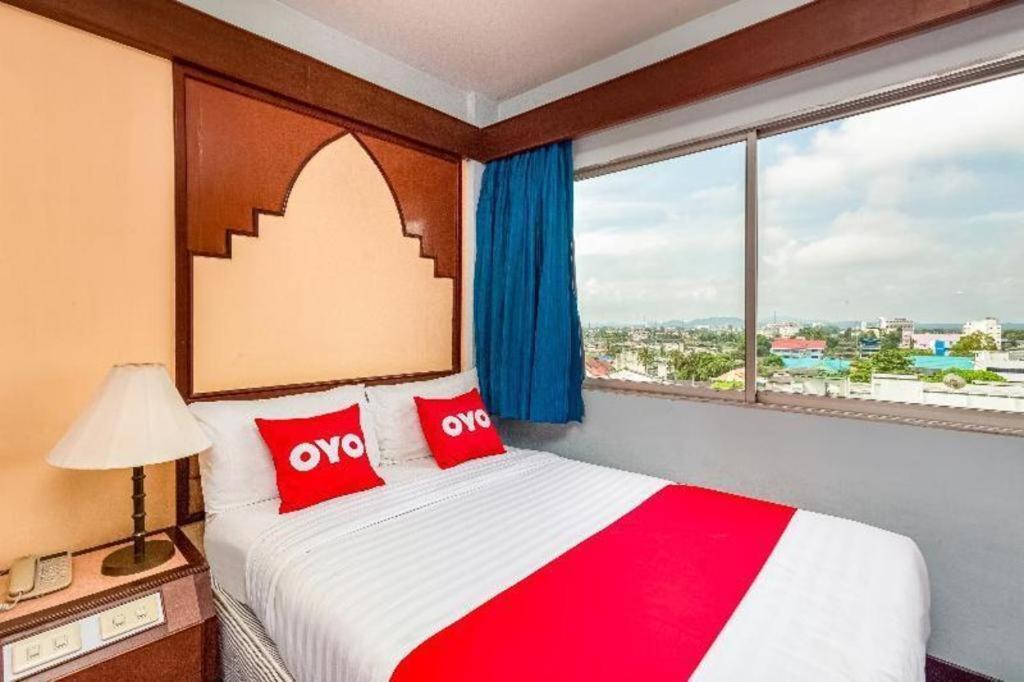 Oyo 441 Grand Thara Hotel Surat Thani Exteriér fotografie