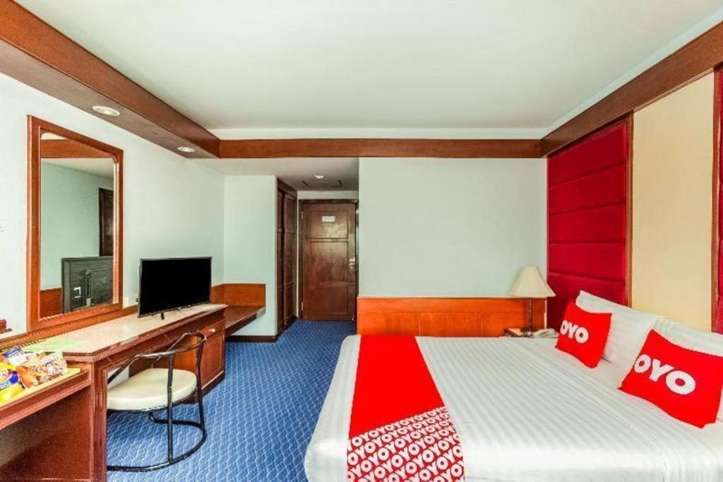 Oyo 441 Grand Thara Hotel Surat Thani Exteriér fotografie